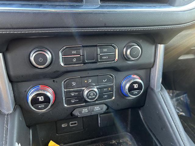 Photo of 2022 Summit White GMC Yukon
