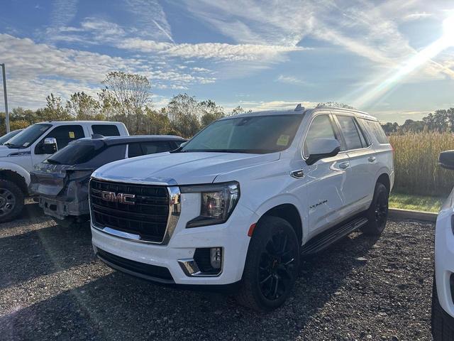 Photo of 2022 Summit White GMC Yukon