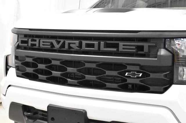 Photo of 2023 WHITE Chevrolet Silverado 1500