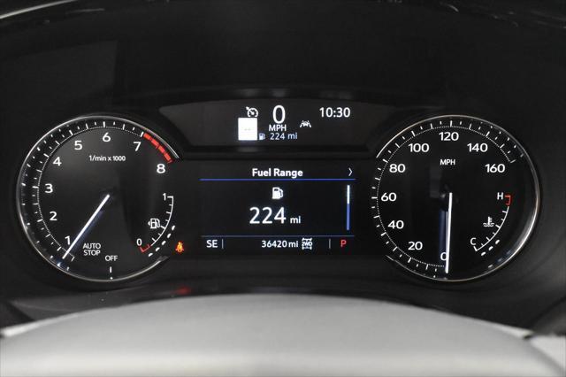 Photo of 2023 Argent Silver Metallic Cadillac XT6