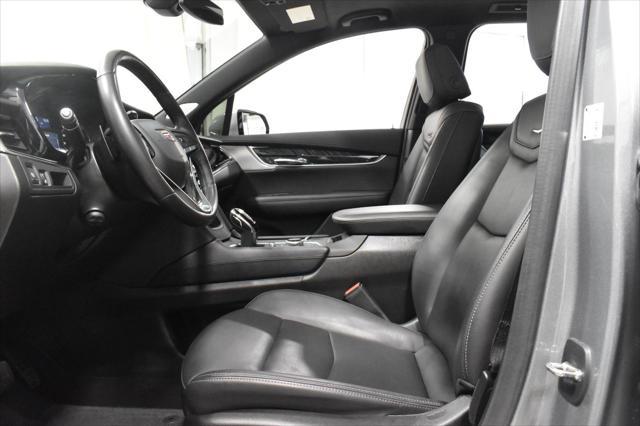 Photo of 2023 Argent Silver Metallic Cadillac XT6