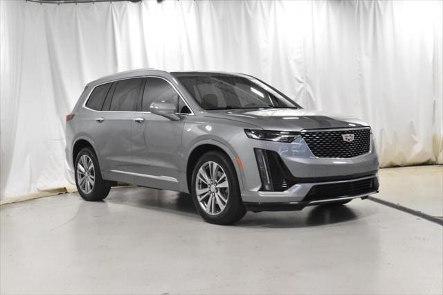 Photo of 2023 Argent Silver Metallic Cadillac XT6