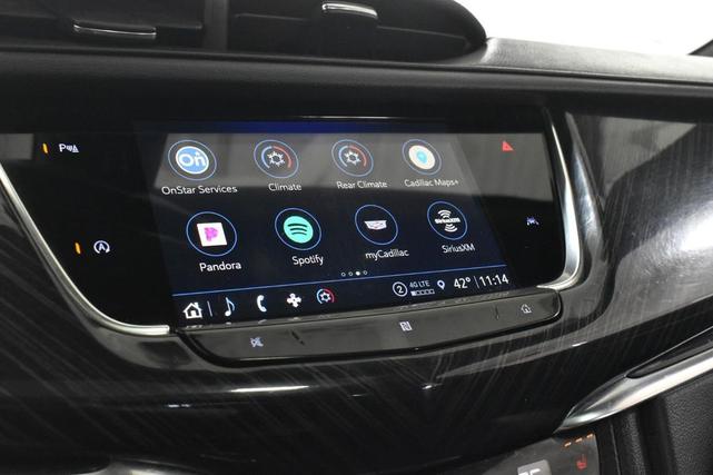 Photo of 2021 Crystal White Tricoat Cadillac XT6