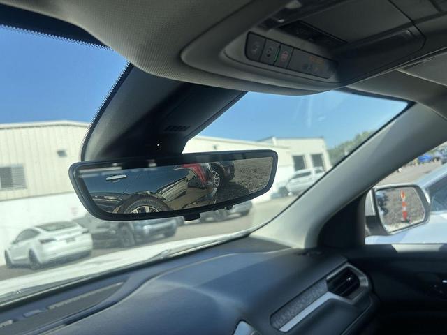 Photo of 2023 White Frost Tricoat GMC Acadia