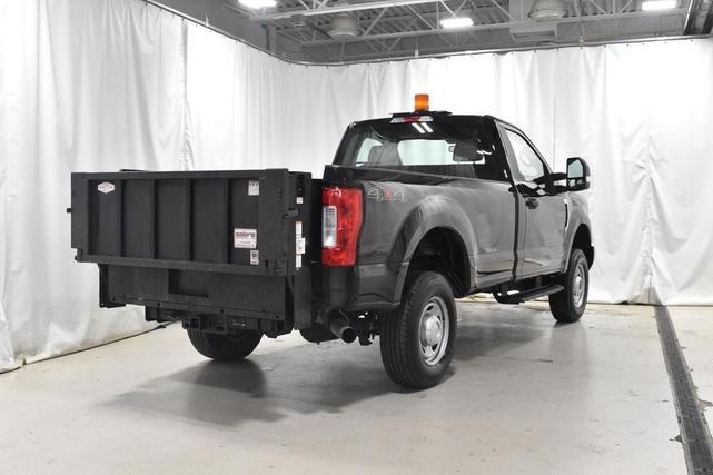 Photo of 2019 Agate Black Metallic Ford F-250