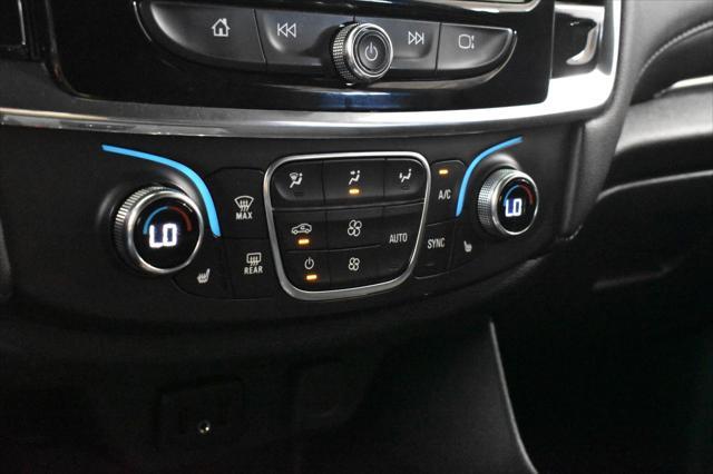 Photo of 2023 Mosaic Black Metallic Chevrolet Traverse