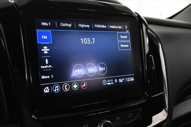 Photo of 2023 Mosaic Black Metallic Chevrolet Traverse