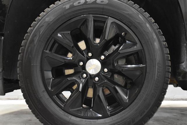 Photo of 2023 Black Chevrolet Silverado 1500
