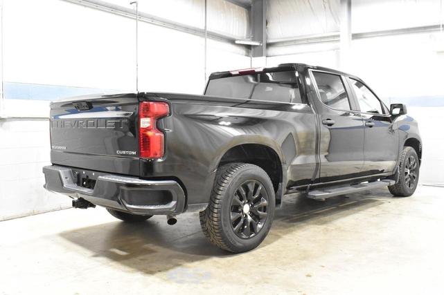 Photo of 2023 Black Chevrolet Silverado 1500