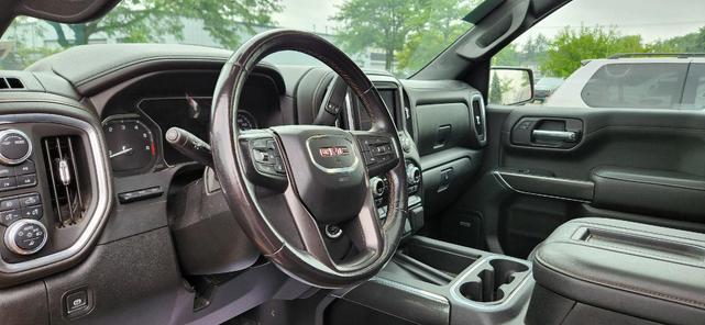 Photo of 2021 RED GMC Sierra 1500