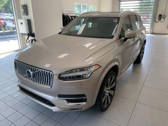 Photo of 2024 Bright Volvo XC90