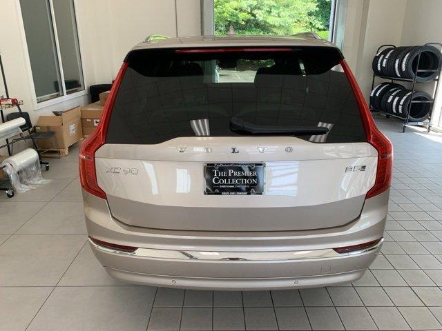 Photo of 2024 Bright Volvo XC90