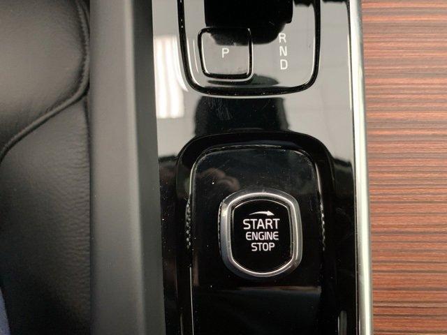 Photo of 2025 Onyx Black Metallic Volvo S60