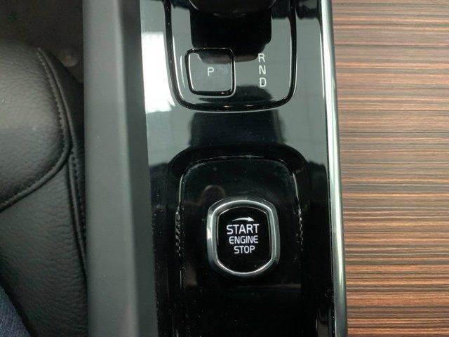 Photo of 2024 Platinum Gray Metallic Volvo S60