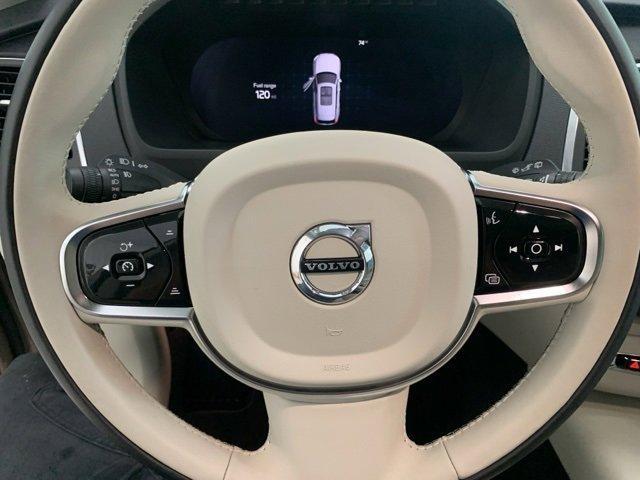 Photo of 2024 Bright Volvo XC90