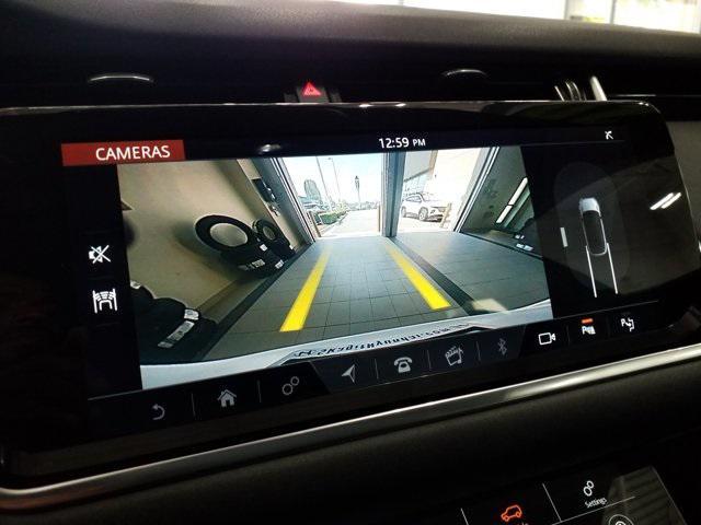 Photo of 2020 Fuji White Land Rover Range Rover Evoque