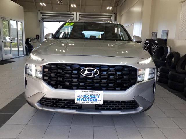 Photo of 2023 Shimmering Silver Pearl Hyundai SANTA FE