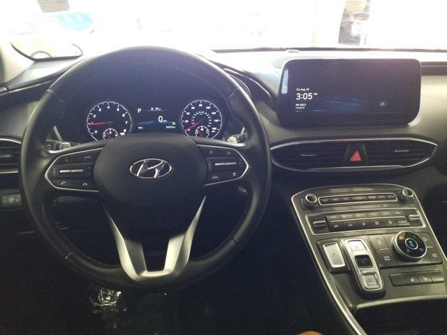 Photo of 2023 Shimmering Silver Pearl Hyundai SANTA FE