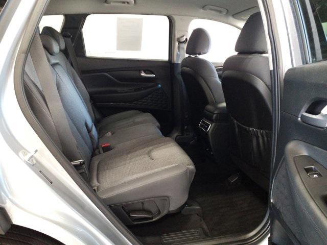 Photo of 2023 Shimmering Silver Pearl Hyundai SANTA FE