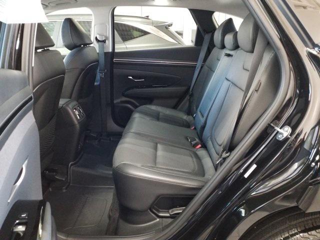 Photo of 2024 Black Pearl Hyundai TUCSON Hybrid