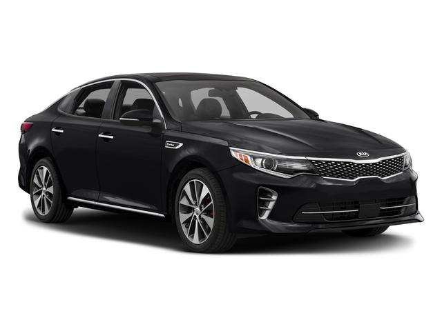 Photo of 2017 Snow White Pearl Kia Optima
