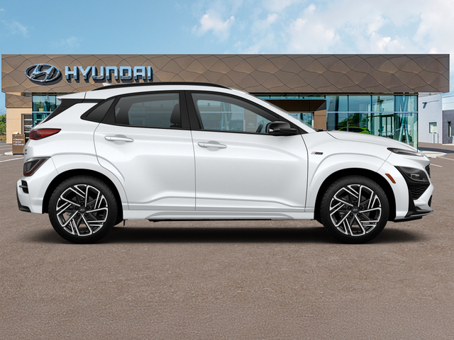 Photo of 2023 Lunar White Hyundai KONA