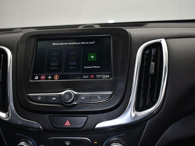 Photo of 2020 Silver Ice Metallic Chevrolet Equinox