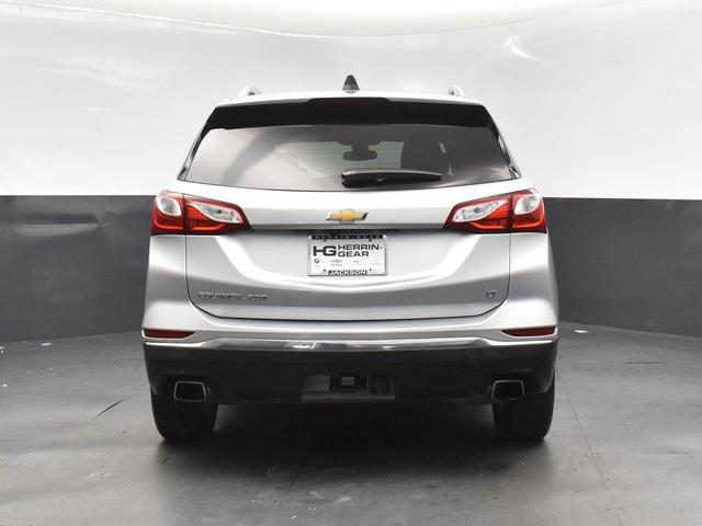 Photo of 2020 Silver Ice Metallic Chevrolet Equinox