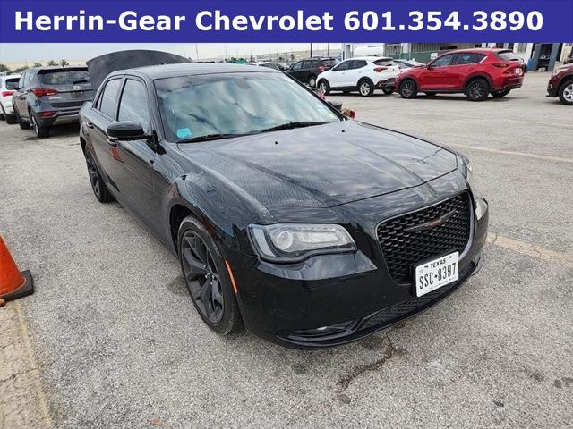 2021 Chrysler 300