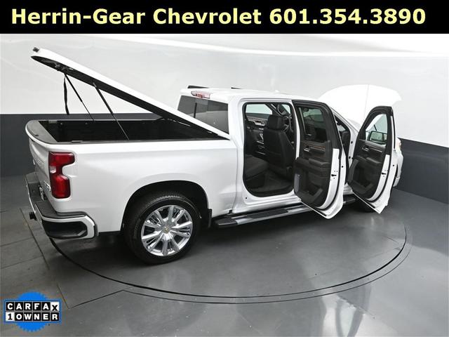 Photo of 2024 Iridescent Pearl Tricoat Chevrolet Silverado 1500