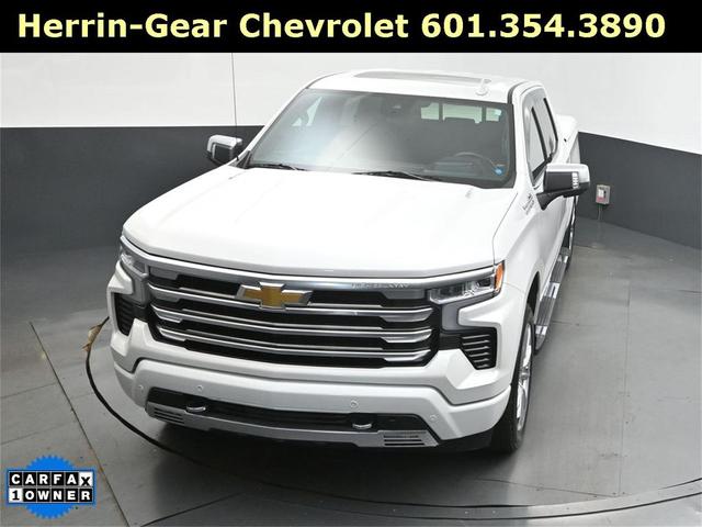 Photo of 2024 Iridescent Pearl Tricoat Chevrolet Silverado 1500
