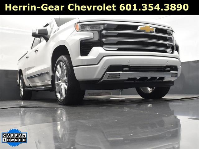Photo of 2024 Iridescent Pearl Tricoat Chevrolet Silverado 1500