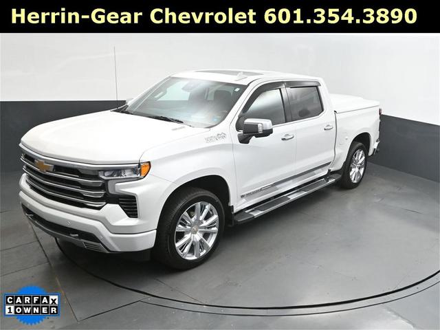 Photo of 2024 Iridescent Pearl Tricoat Chevrolet Silverado 1500