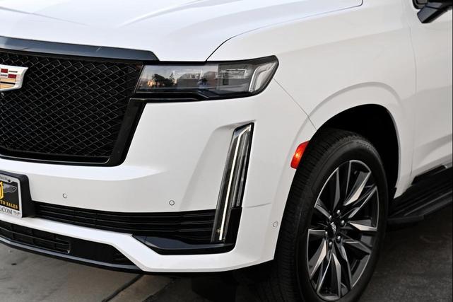 Photo of 2021 Crystal White Pearl Cadillac Escalade