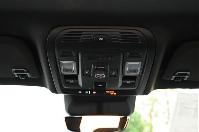 Photo of 2021 Crystal White Pearl Cadillac Escalade