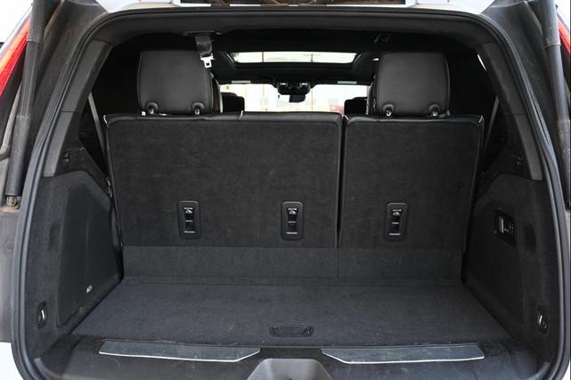 Photo of 2021 Crystal White Pearl Cadillac Escalade