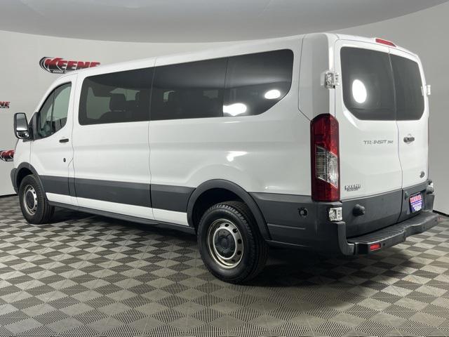 Photo of 2018 Oxford White Ford Transit-350
