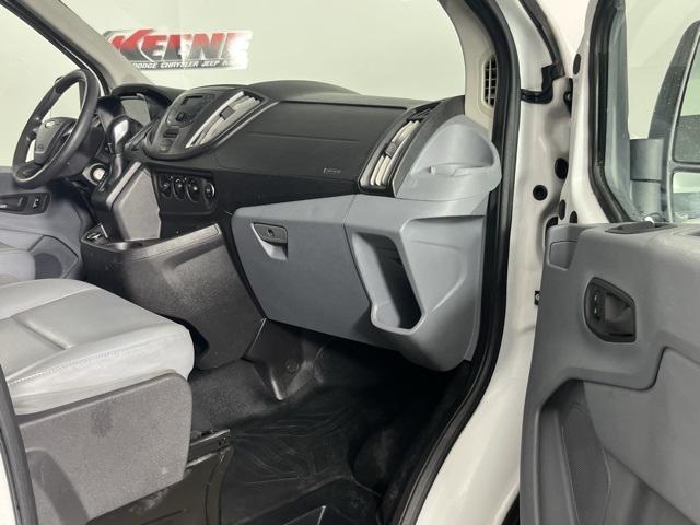 Photo of 2018 Oxford White Ford Transit-350