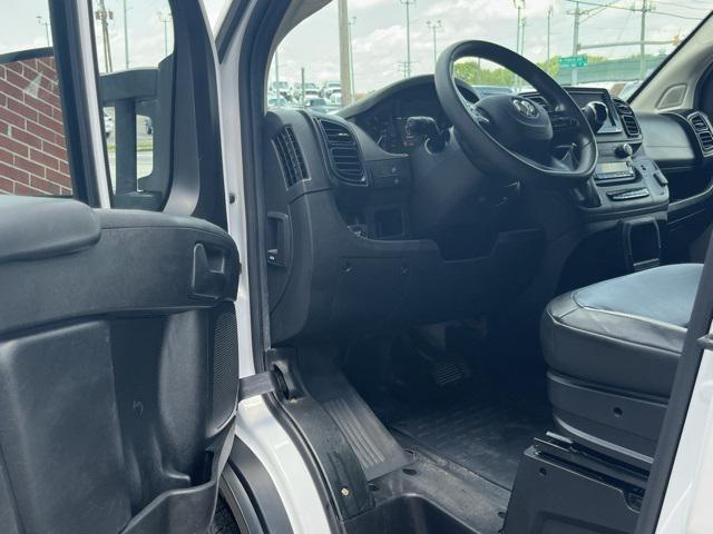 Photo of 2023 Bright White Clearcoat RAM ProMaster 2500