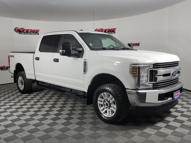 Photo of 2019 Oxford White Ford F-250