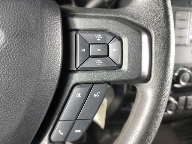 Photo of 2019 Oxford White Ford F-250