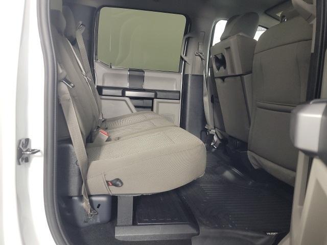 Photo of 2019 Oxford White Ford F-250