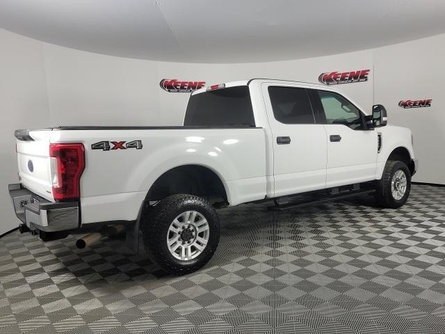 Photo of 2019 Oxford White Ford F-250