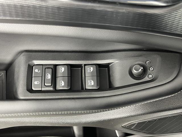 Photo of 2025 Bright White Clearcoat Jeep Grand Cherokee L