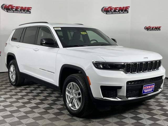 Photo of 2025 Bright White Clearcoat Jeep Grand Cherokee L