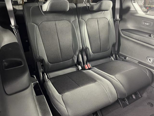 Photo of 2025 Bright White Clearcoat Jeep Grand Cherokee L