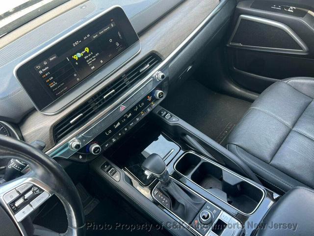 Photo of 2020 Ebony Black Kia Telluride