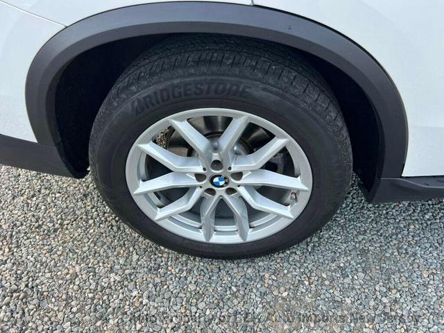 Photo of 2023 Alpine White BMW X5