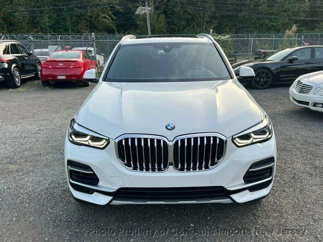 Photo of 2023 Alpine White BMW X5