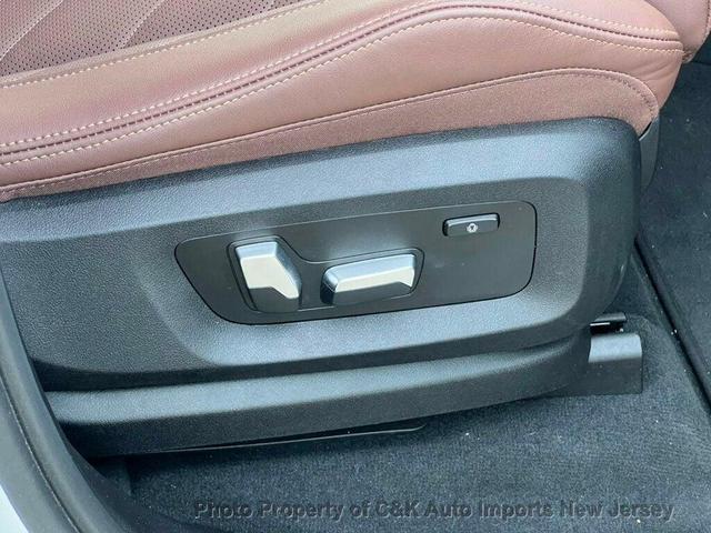 Photo of 2023 Alpine White BMW X5